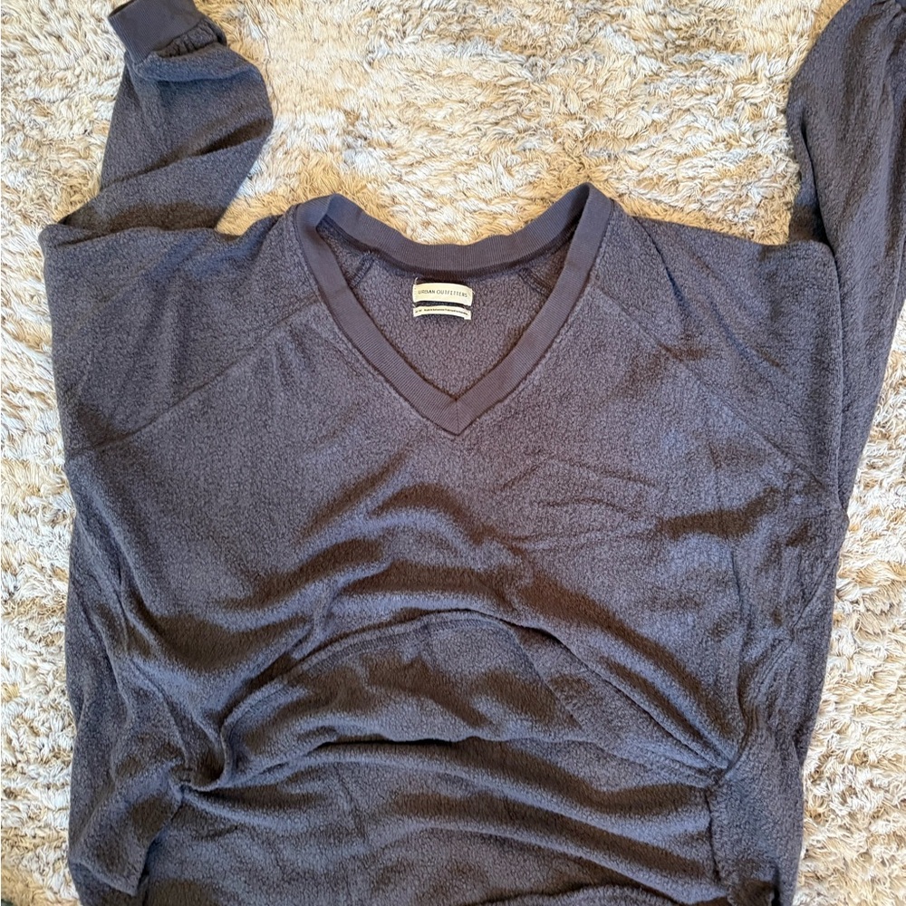 Cozy V-Neck Gray Sweater